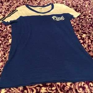 Euc ! Pink fitted tee !